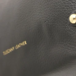 Bauletto aus Weichem Leder