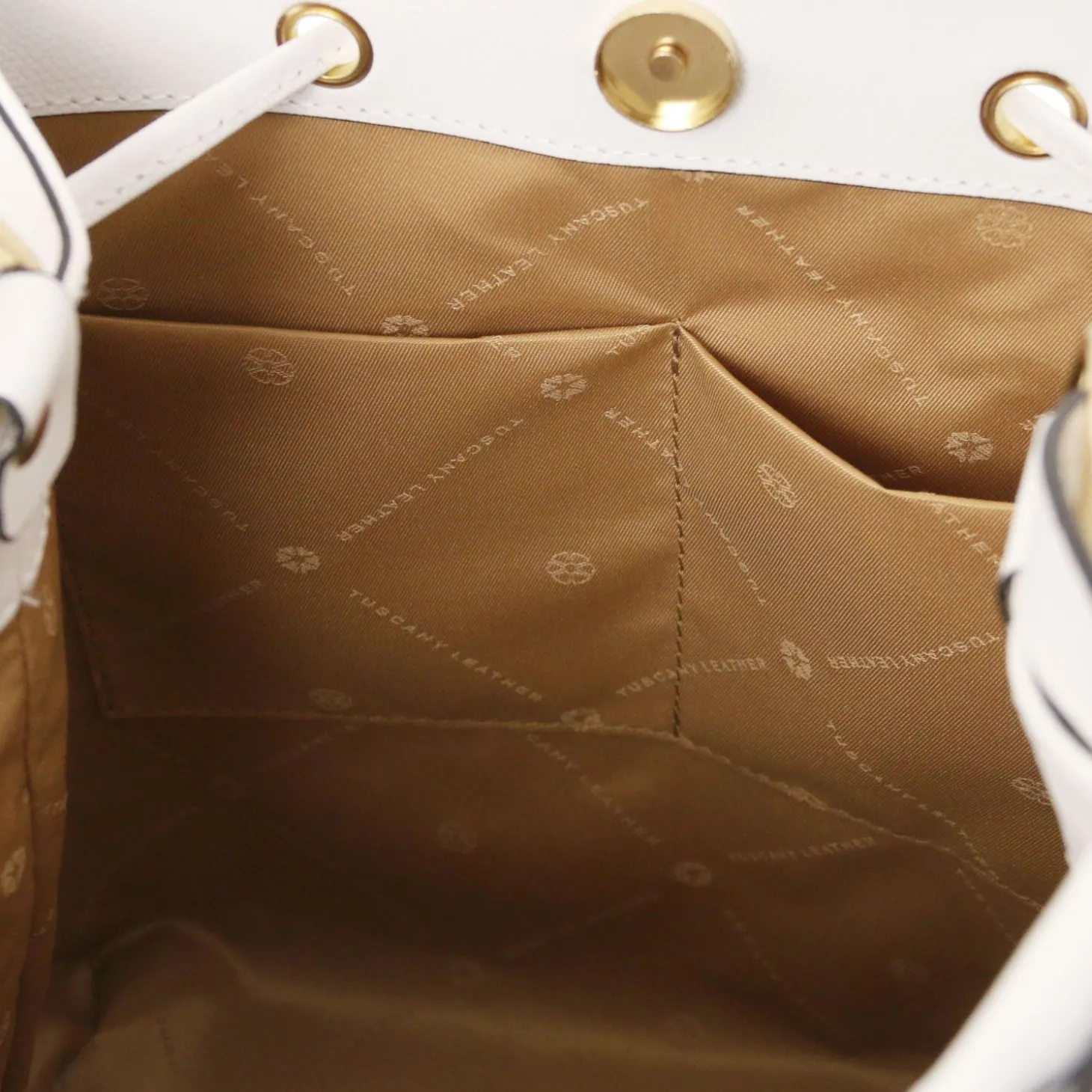 Beuteltasche aus Leder