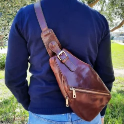 Brusttasche aus Leder