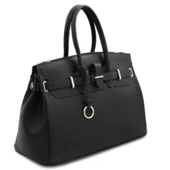 Handtasche aus Leder mit Goldfarbenen Beschläge