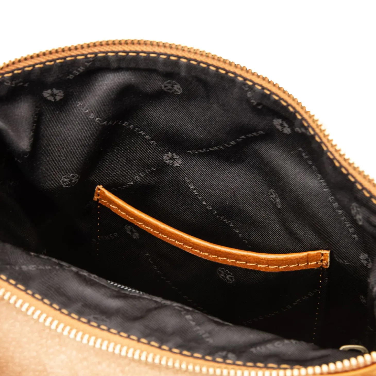Herrentasche aus Leder mit Vordertasche