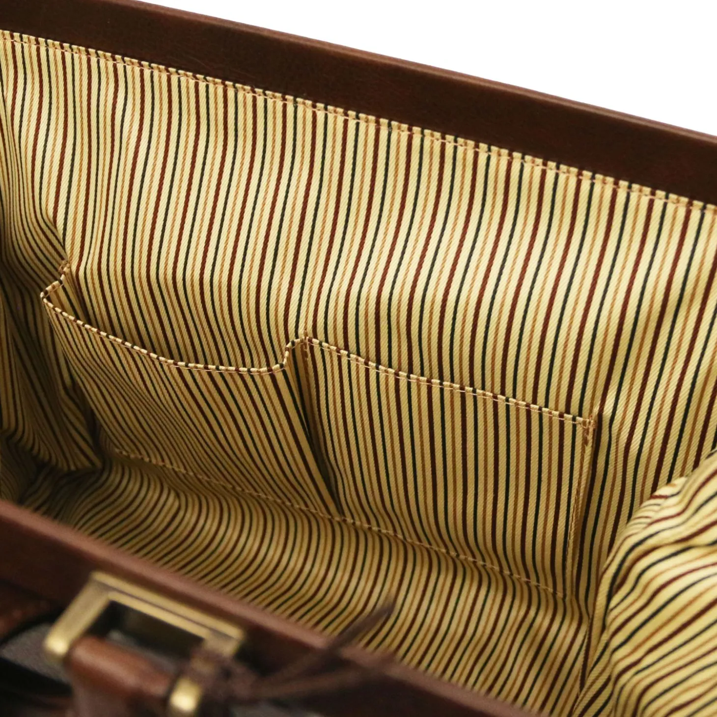Klassische Doktortasche aus Leder mit Schnalle