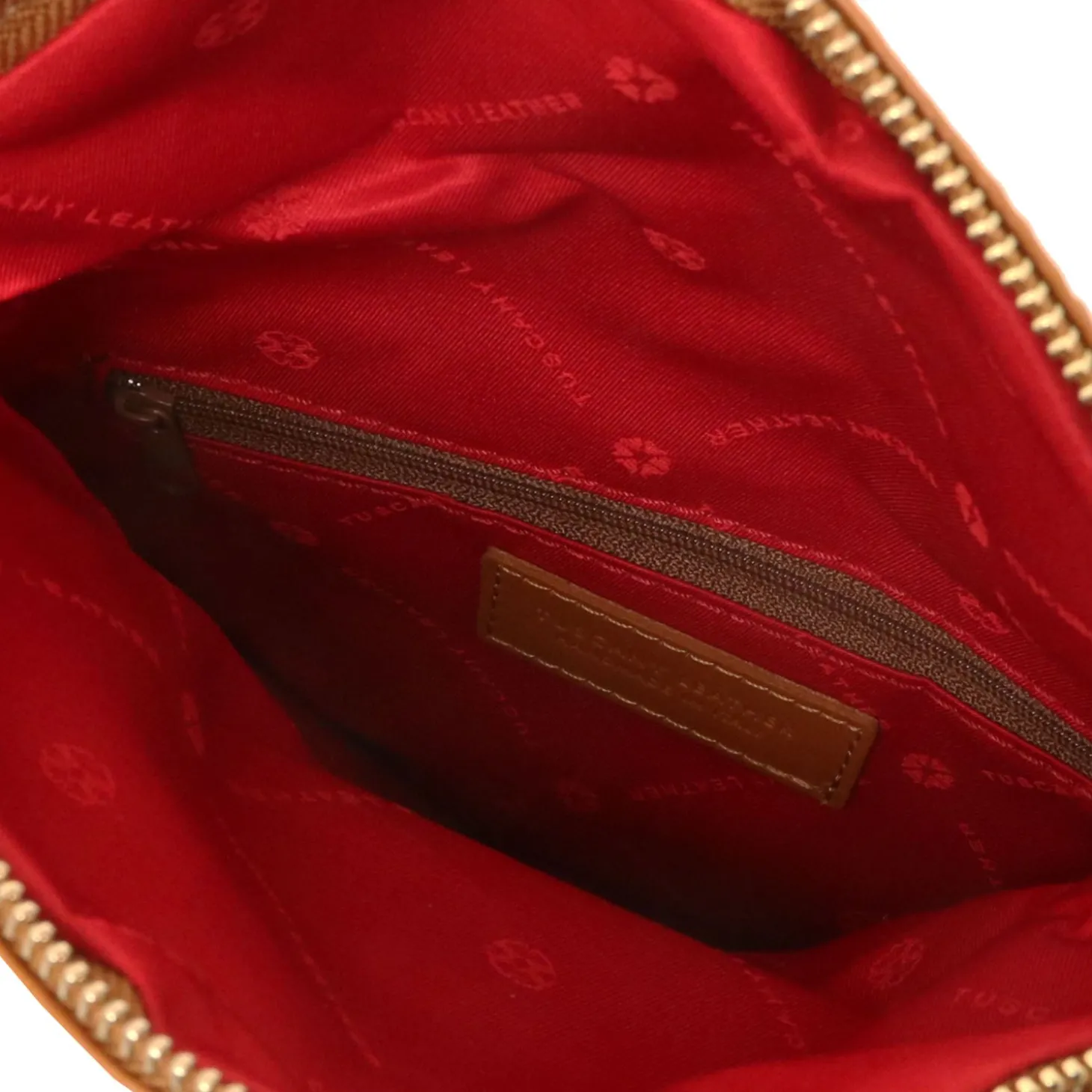 Schultertasche aus Leder mit Quasten