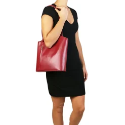 Schultertasche aus Saffiano Leder
