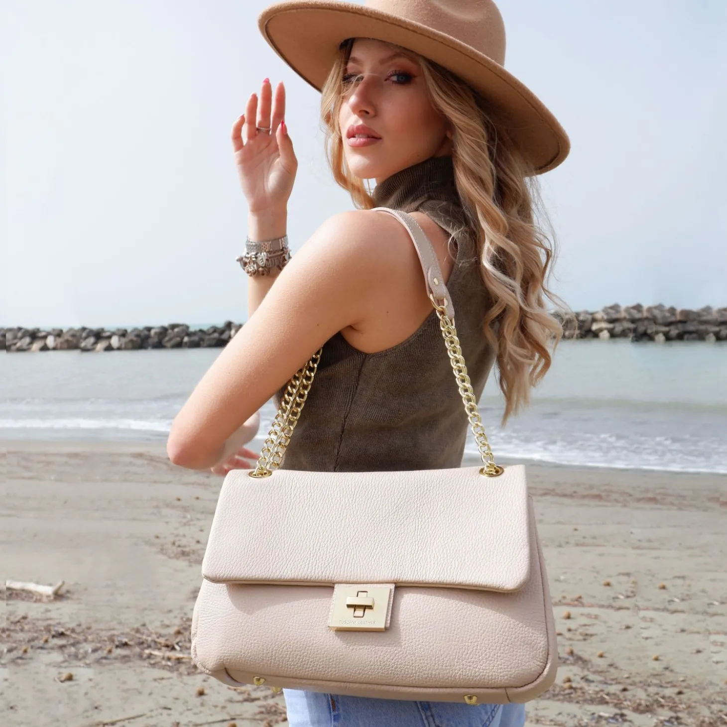 Schultertasche aus Weichem Leder